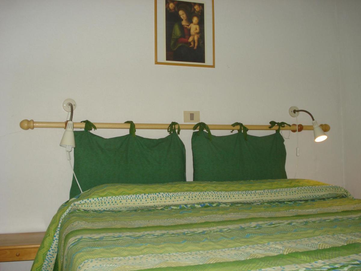 Rio Verde Camping Villaggio Costacciaro Camera foto