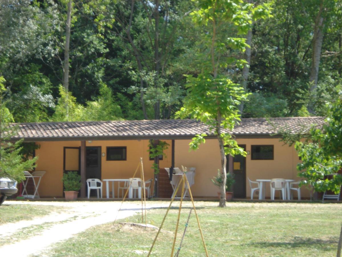 Rio Verde Camping Villaggio Costacciaro Esterno foto