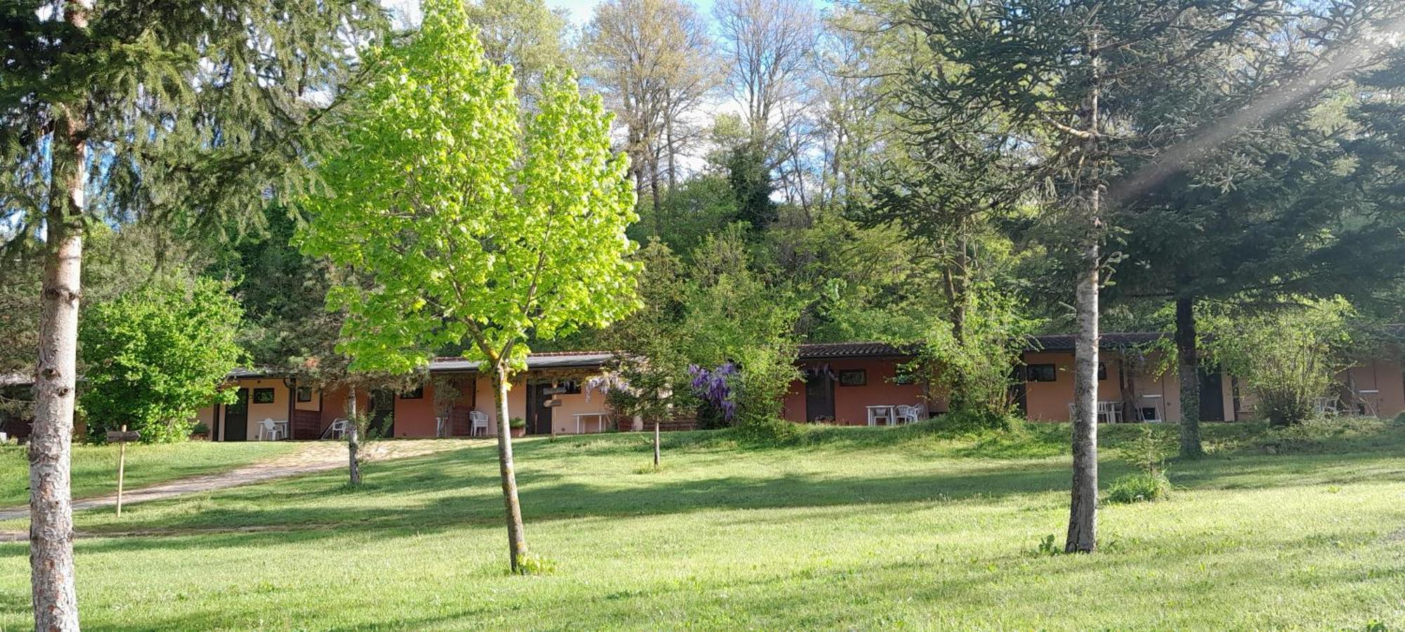 Rio Verde Camping Villaggio Costacciaro Esterno foto