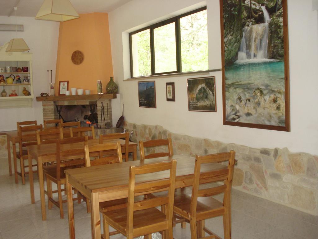 Rio Verde Camping Villaggio Costacciaro Esterno foto
